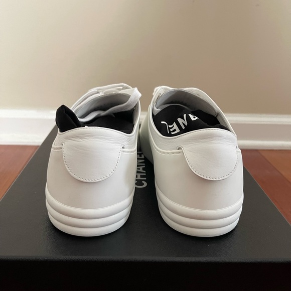 BNIB Rare 2017 Chanel Leather and Rubber Sneakers 38 - Picture 6 of 9
